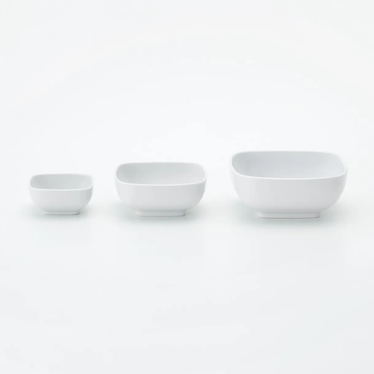 Bol carré Hakuji 8x3.7cm