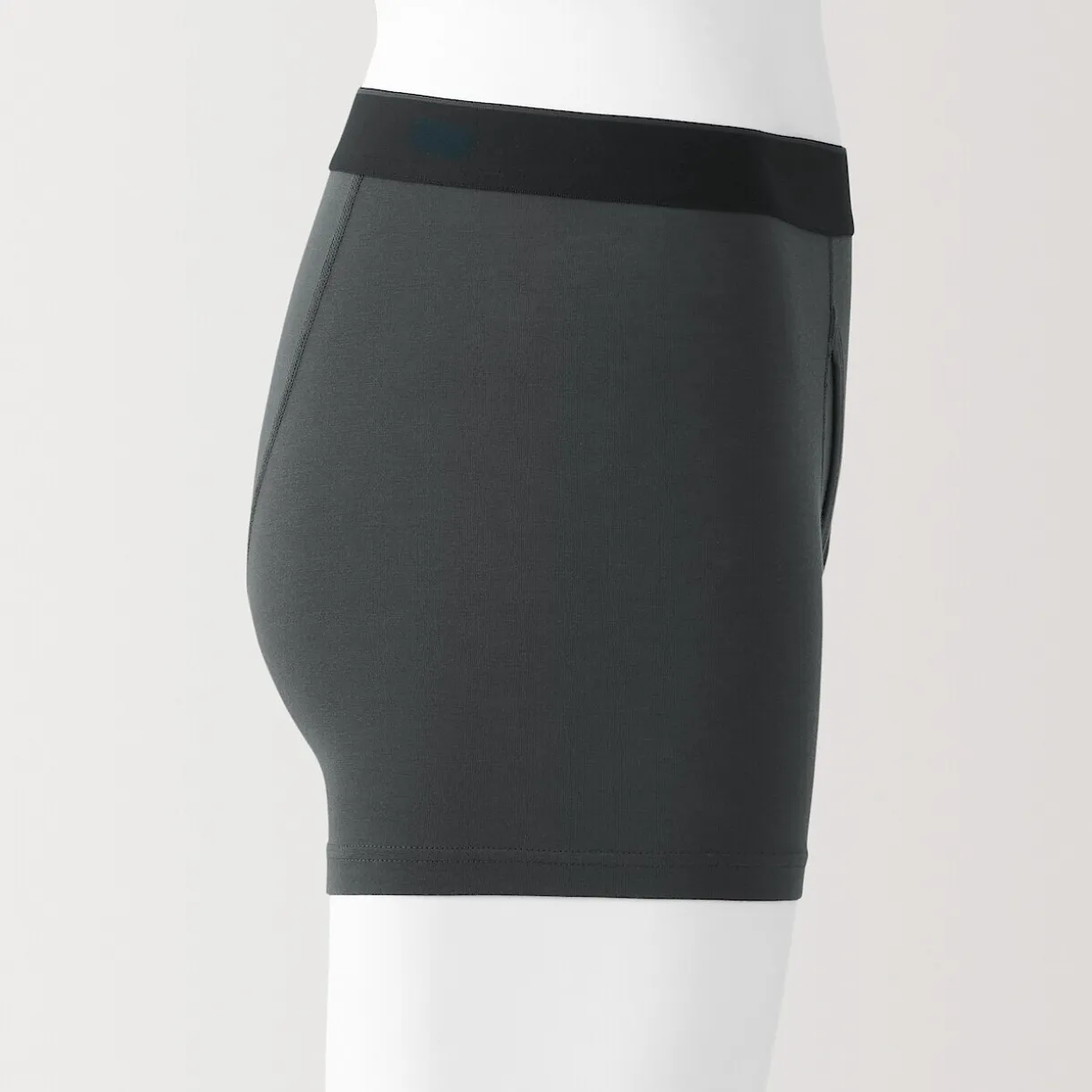 Boxer avec ouverture frontale en lyocell.