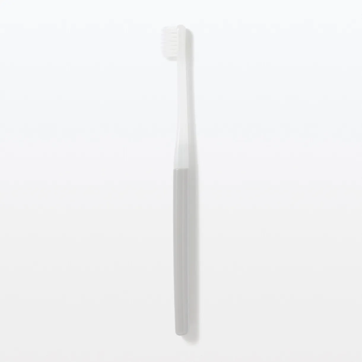 Brosse à dents avec tête interchangeable ‐ Poils moyens