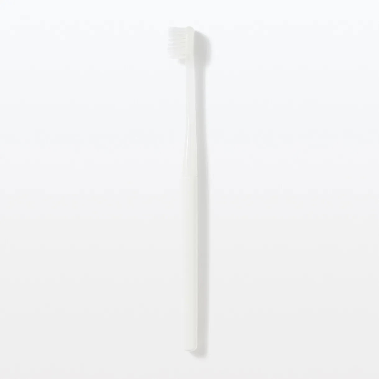 Brosse à dents avec tête interchangeable ‐ Large, poils moyens