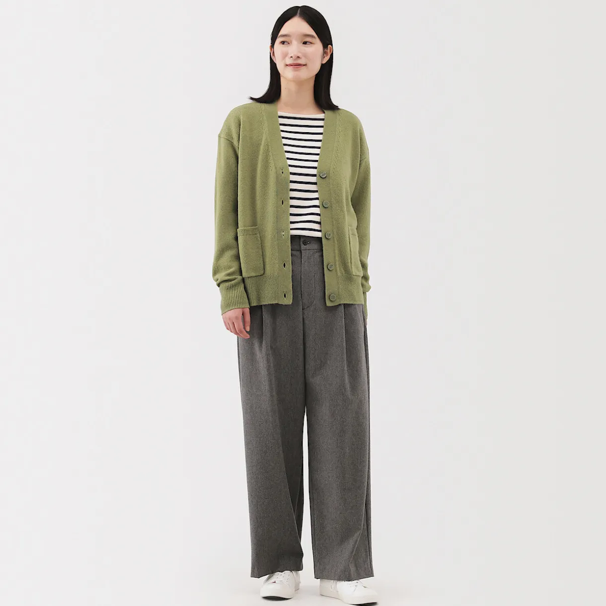 Cardigan avec col en V en maille moyenne pour femme
