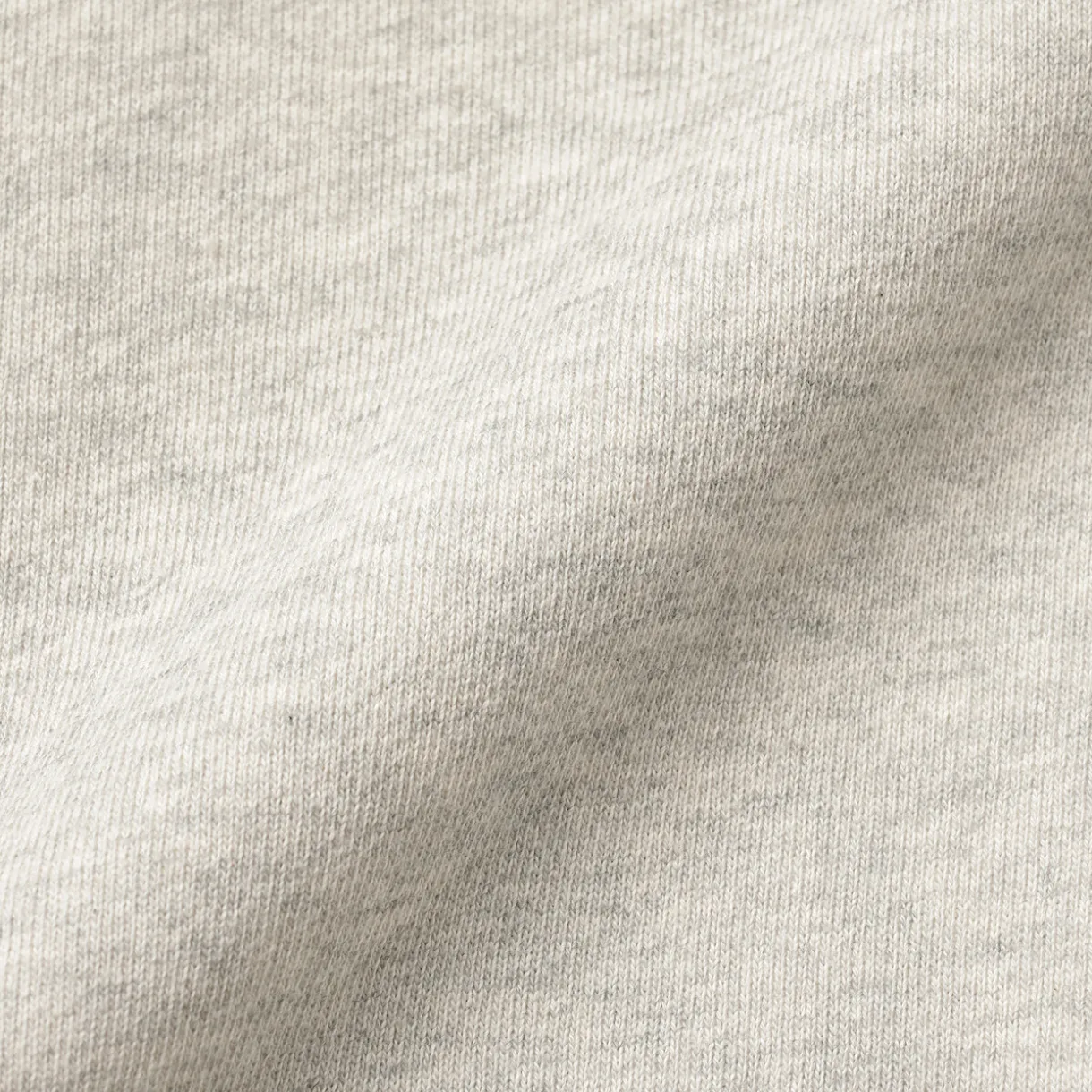 Chandail en coton traditionnellement tricoté pour homme