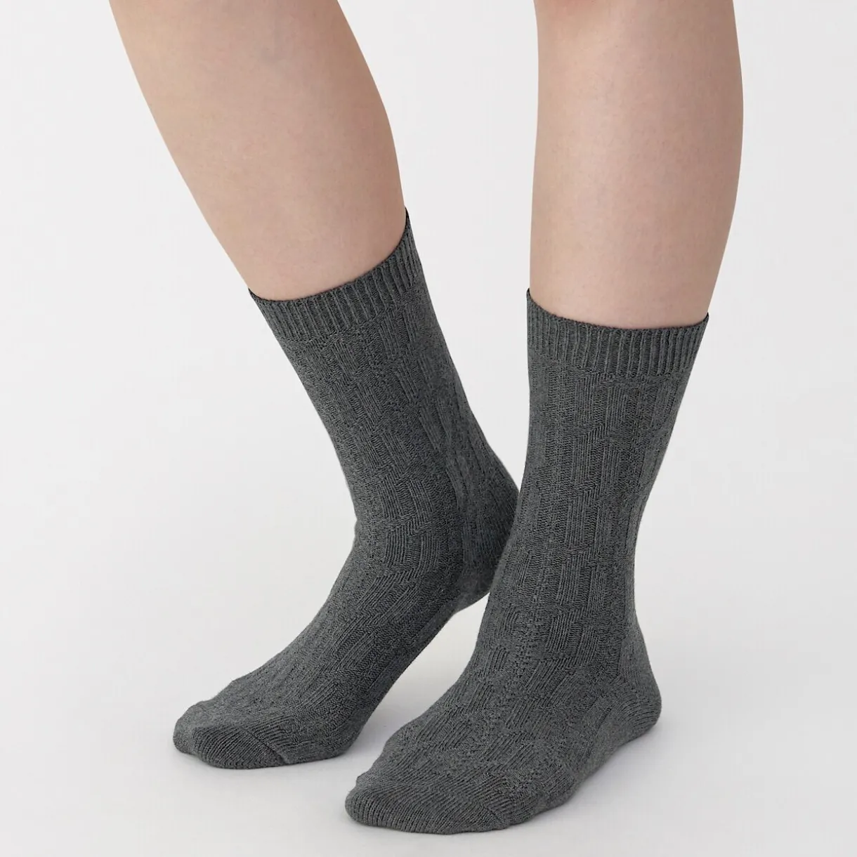 Chaussettes en maille torsadée à angle droit
