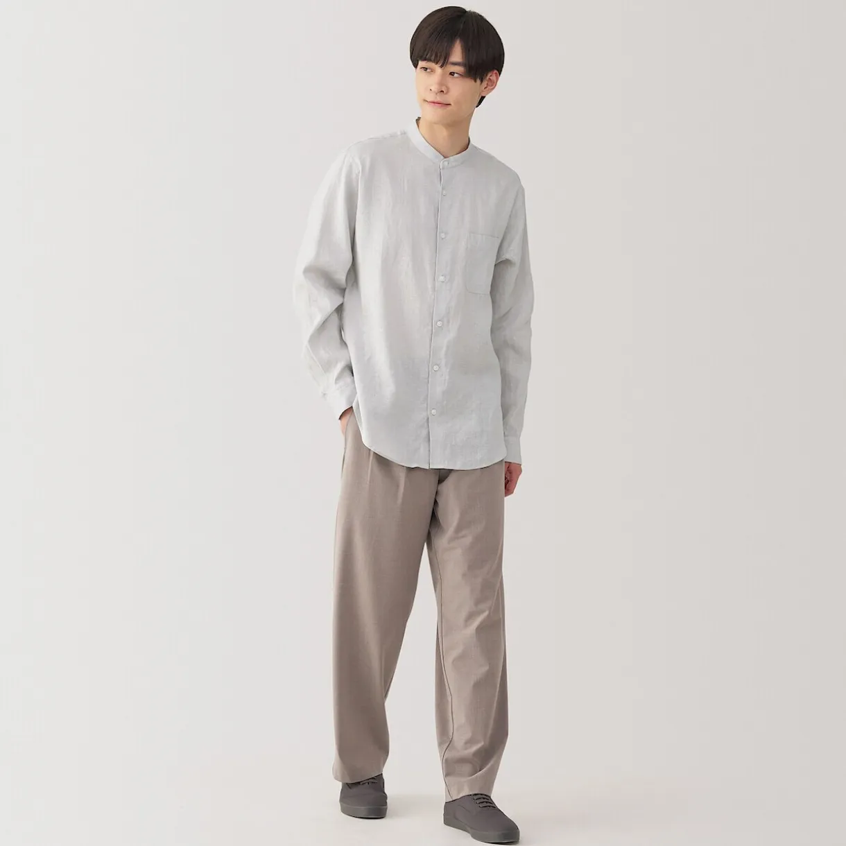 Chemise à col mao en lin lavé pour homme