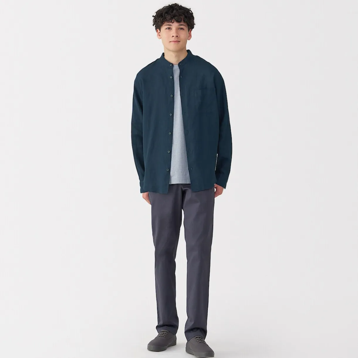 Chemise à col mao en lin lavé pour homme