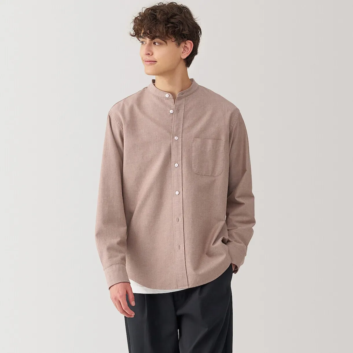 Chemise en coton Oxford lavé col officier homme