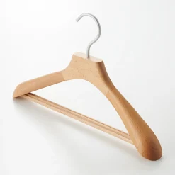 Cintre en hêtre
