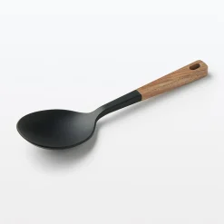 Cuchara de cocina de silicona con mango de madera