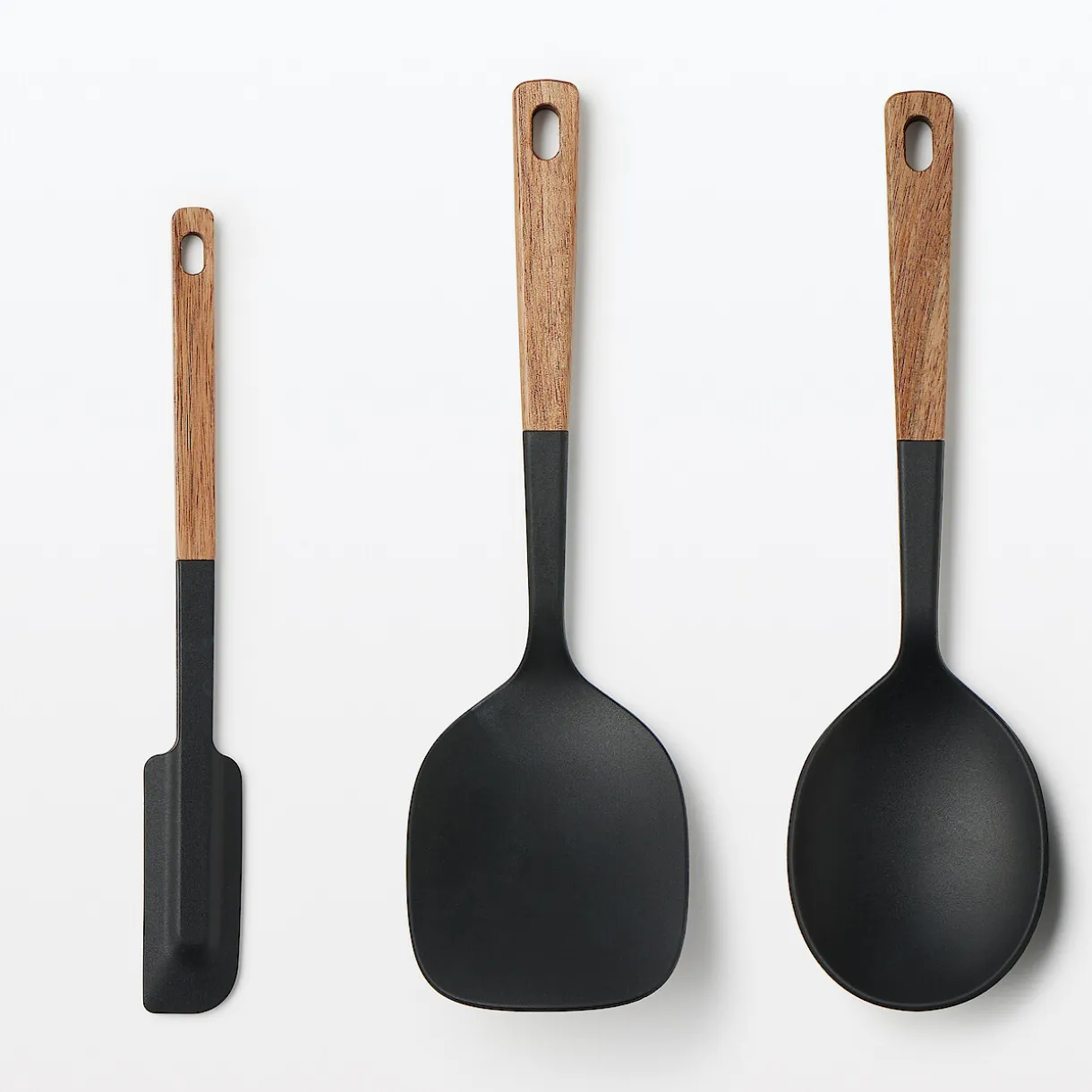 Cuchara de cocina de silicona con mango de madera