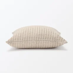 Housse de coussin gaufrée en coton biologique lavé