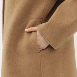 Manteau court en mélange de laine mérinos pour femme