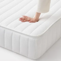 Matelas double à ressorts ensachés haute densité, facile à retourner