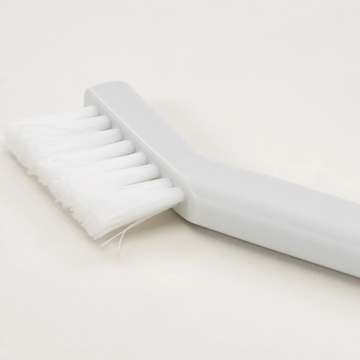 Mini brosse pour joints