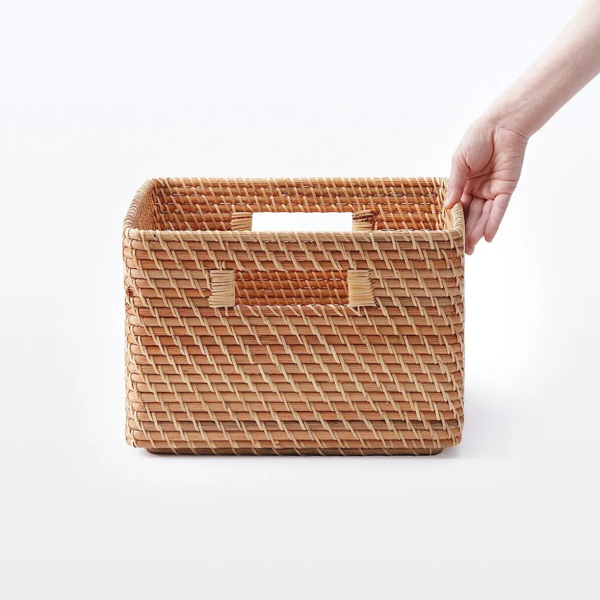 Panier carré en rotin L35X P36X H24cm