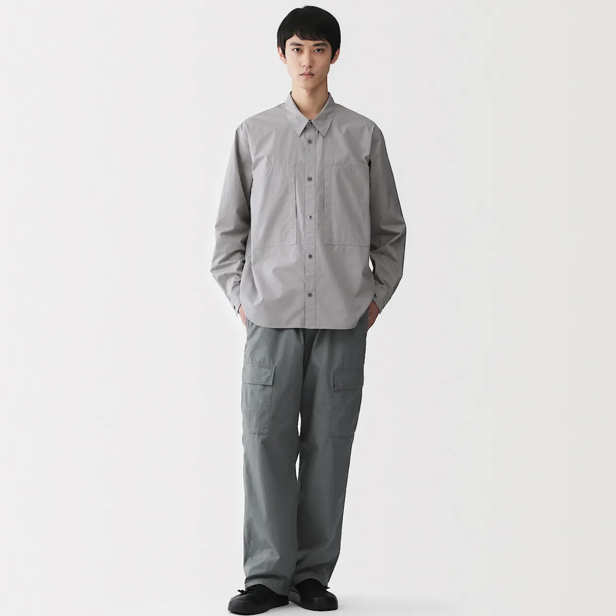 Pantalon cargo à coupe Easy Fit en toile de coton léger pour homme