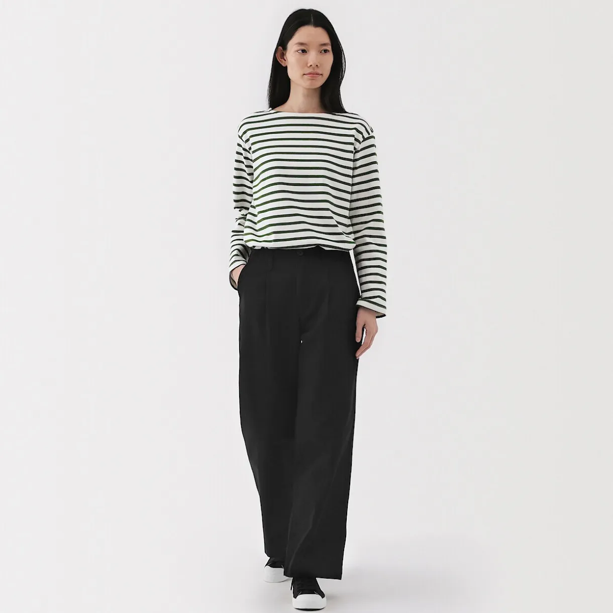 Pantalon chino long à pinces en coton coupe large pour femme