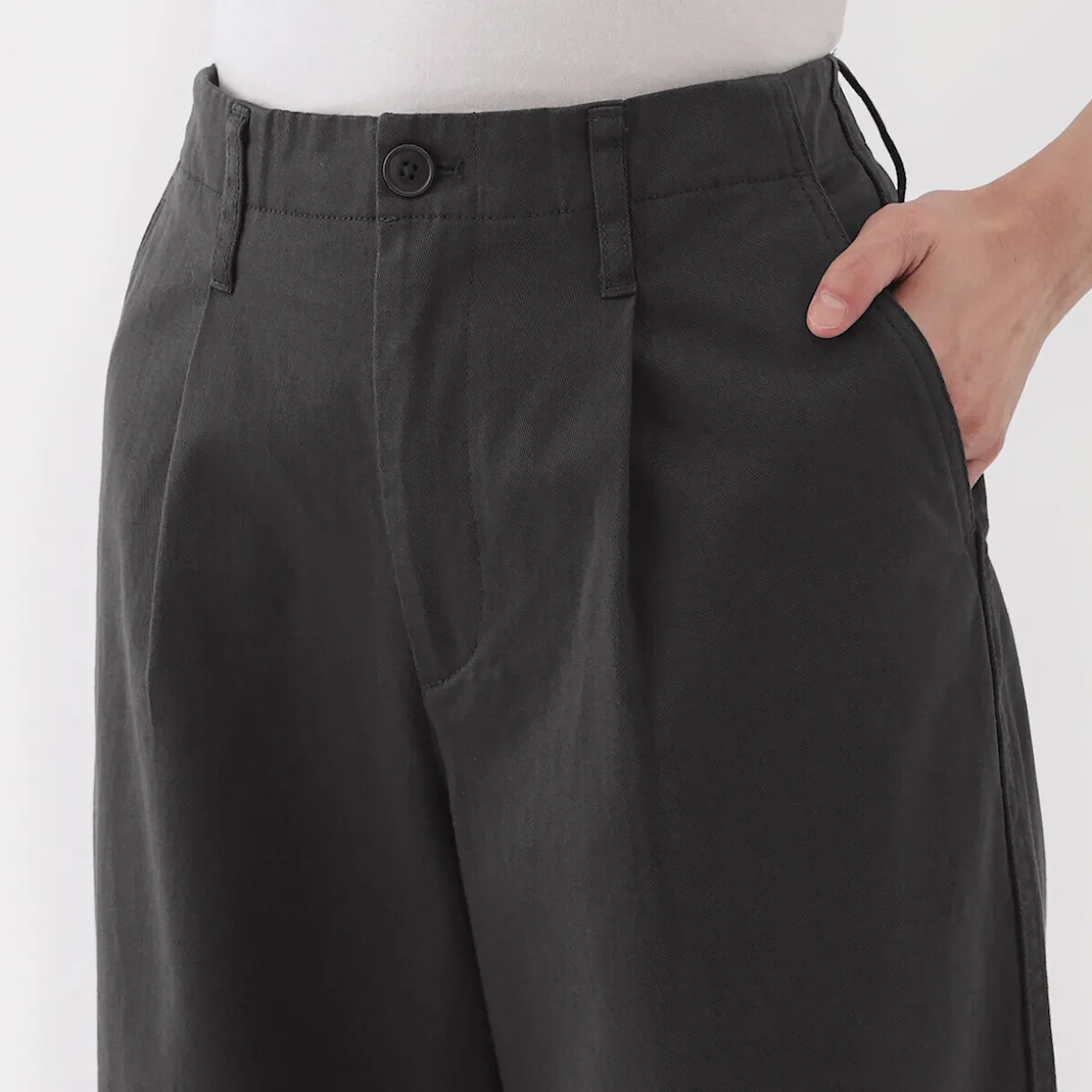 Pantalon chino long à pinces en coton coupe large pour femme