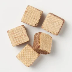 Petites gaufrettes avec crème au chocolat