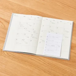 Planificateur hebdomadaire avec feuillets adhésifs