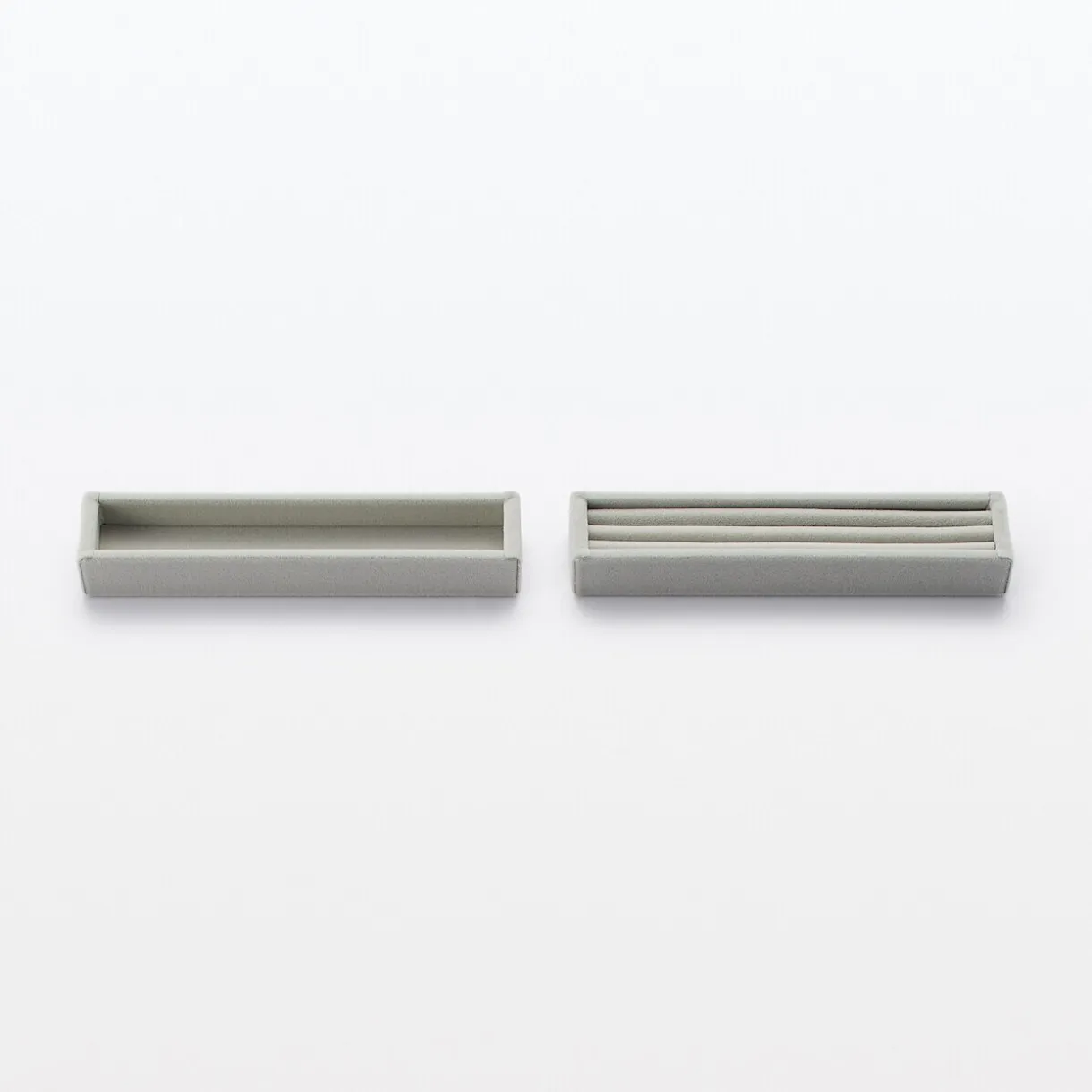 Plateau en velours L16.7X P7.3X H2cm