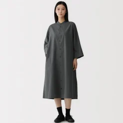 Robe chemise à col montant en popeline de coton biologique pour femme