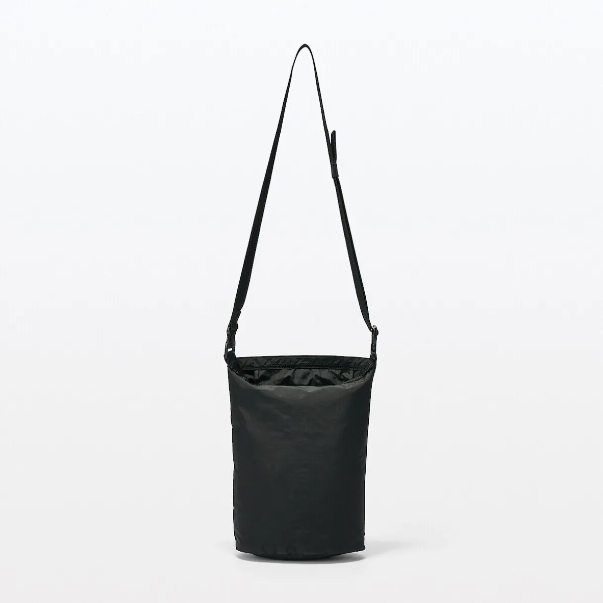Sac à bandoulière 2 positions déperlant et pliable