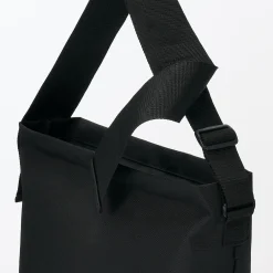 Sac à bandoulière large en polyester recyclé