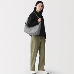 Sac à main déperlant, porté à l'épaule ou en bandoulière