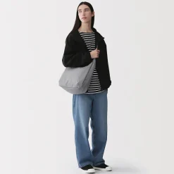 Sac à main déperlant, porté à l'épaule ou en bandoulière