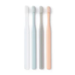 Set de brosses à dents polypropylène 4 couleurs à poils fins