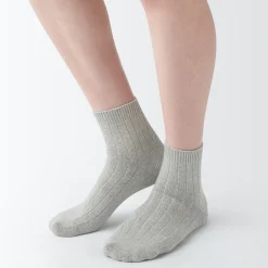 Socquettes à côtes extensibles à angle droit pour femme