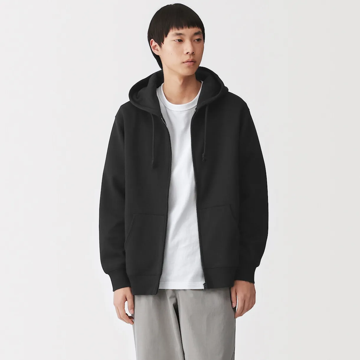 Sweatshirt zippé en coton mélangé à capuche homme