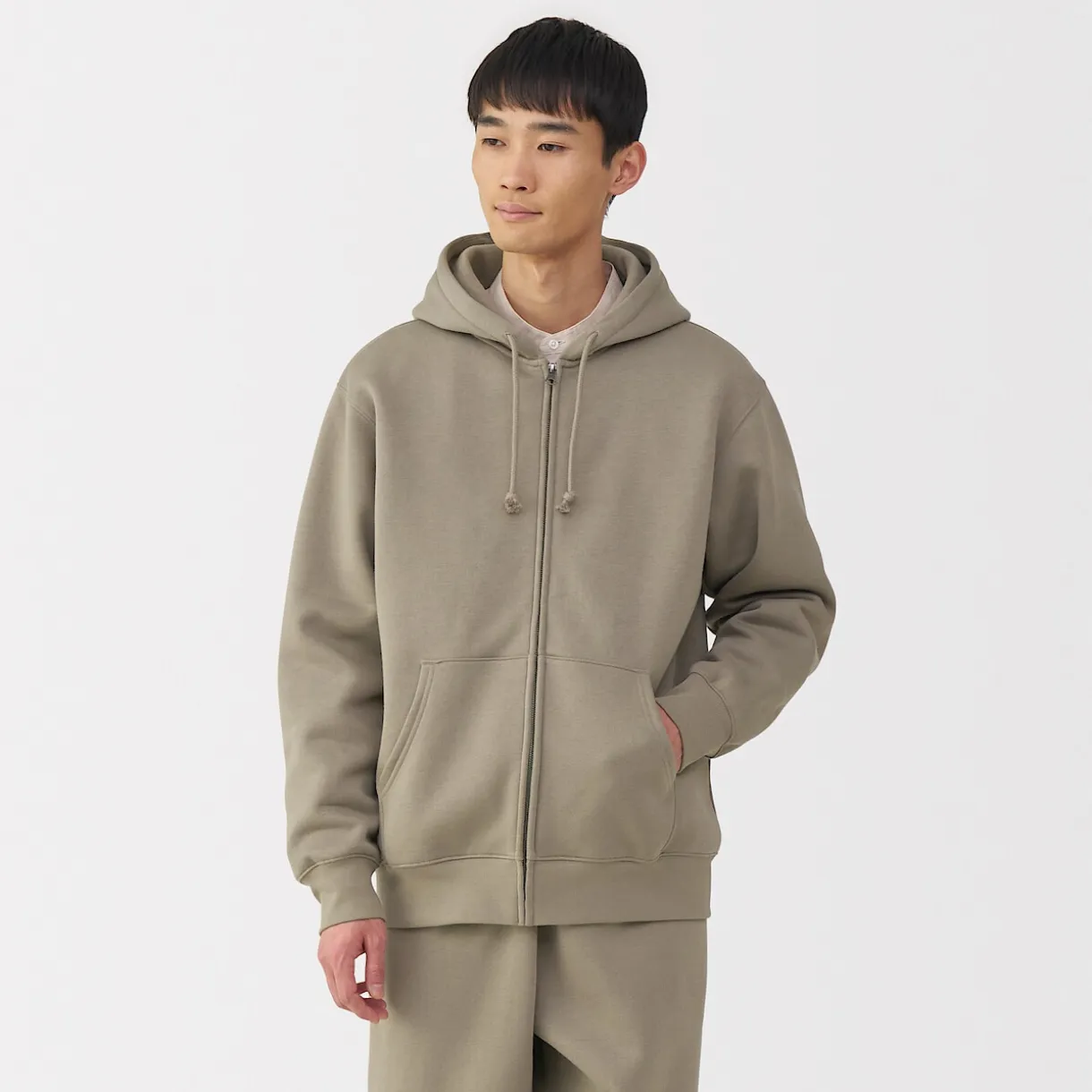 Sweatshirt zippé en coton mélangé à capuche homme