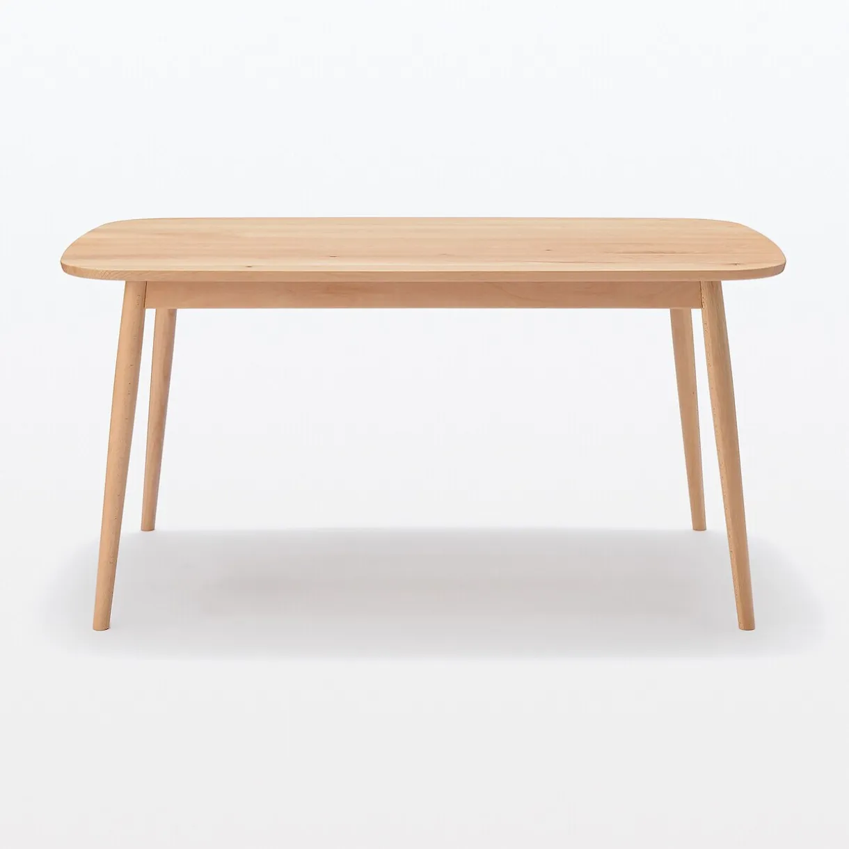 Table en être massif à pieds arrondis ‐ Moyenne