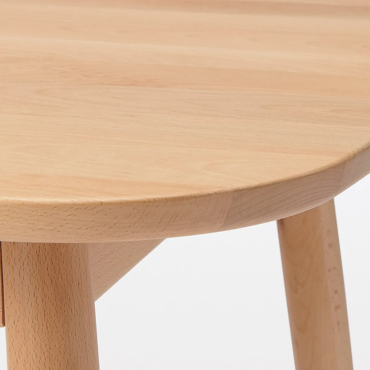 Table en être massif à pieds arrondis ‐ Moyenne
