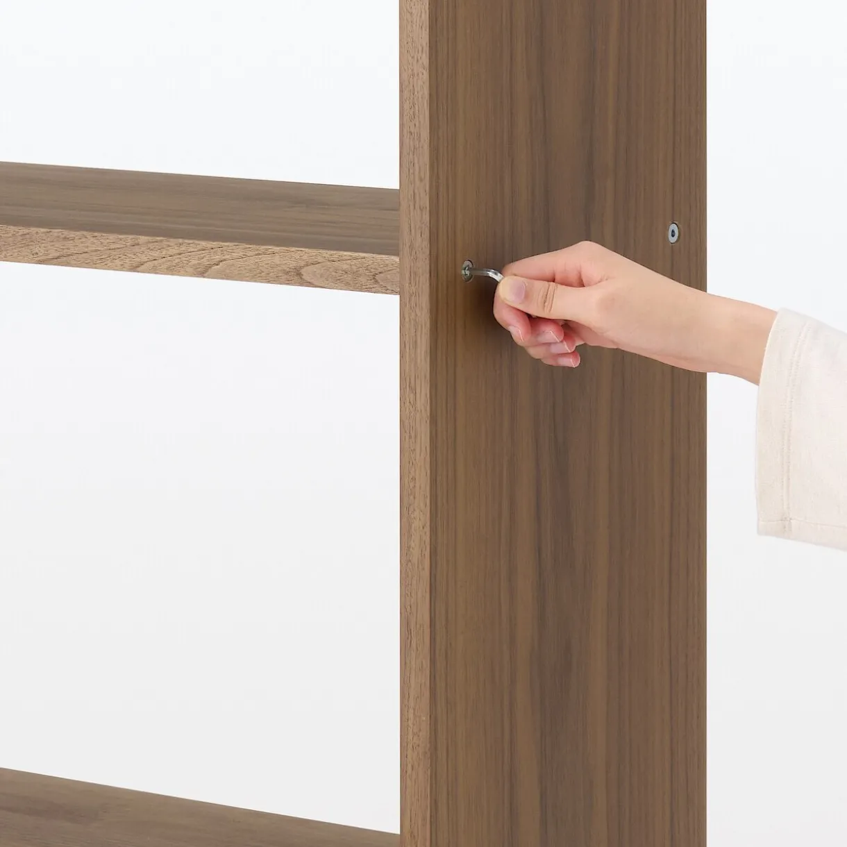 Étagère large en noyer ‐ 3 niveaux (Dont Eco‐part. 1,80 €)