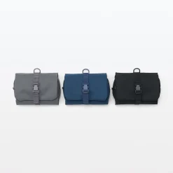 Trousse de toilette à suspendre avec poche amovible