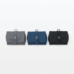 Trousse de toilette à suspendre avec poche amovible