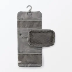 Trousse de toilette à suspendre avec poche amovible