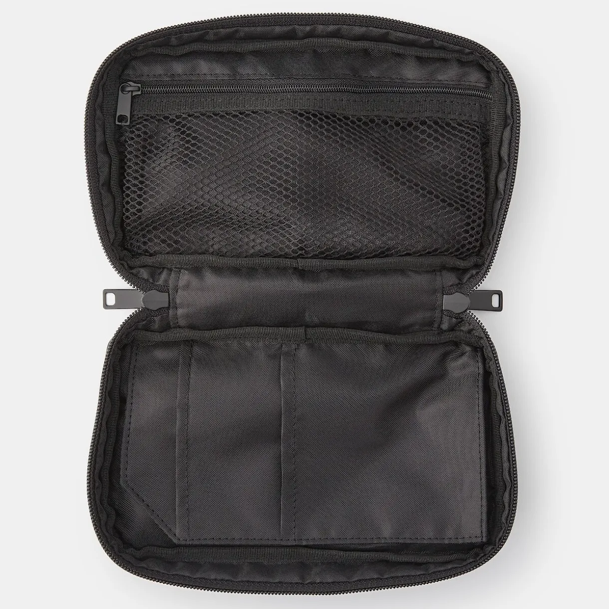Trousse en nylon type livre