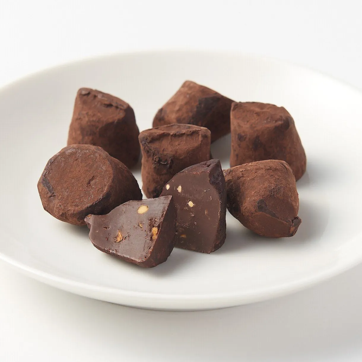 Truffes fantaisie au cacao et à la noisette