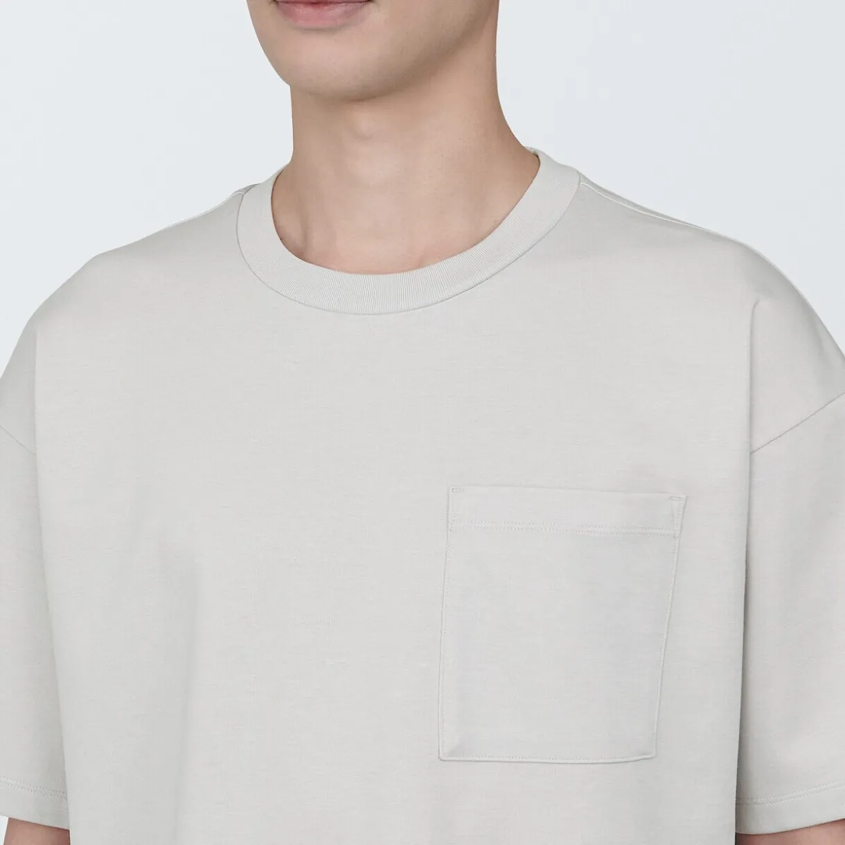 T‐shirt Cool Touch à poche coupe Relax homme…