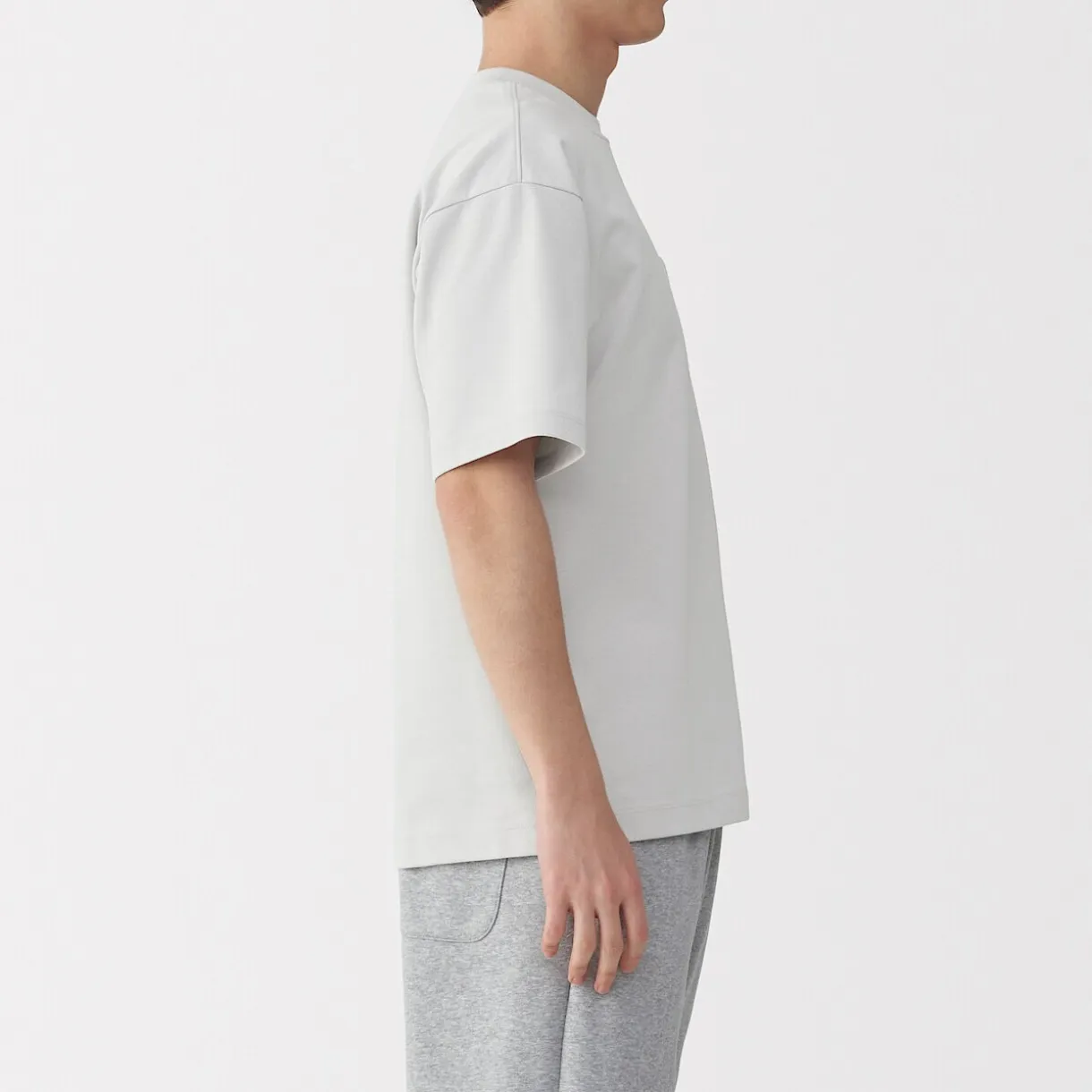 T‐shirt Cool Touch à poche coupe Relax pour homme