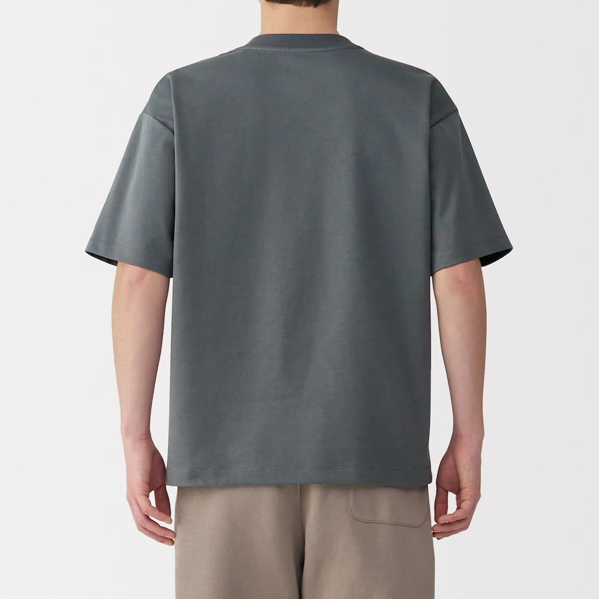 T‐shirt Cool Touch à poche coupe Relax pour homme