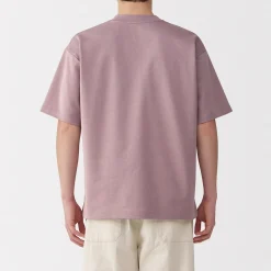 T‐shirt Cool Touch à poche coupe Relax pour homme.