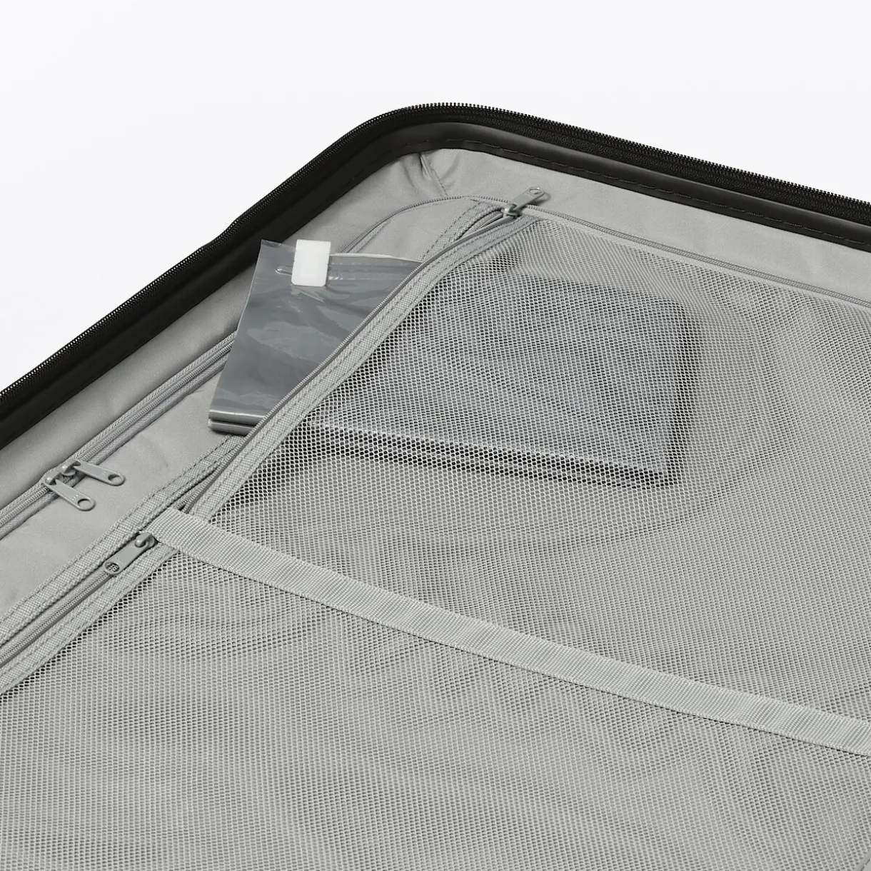 Valise rigide 75L, Moyenne