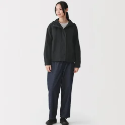 Veste à capuche pliante et déperlante pour femme