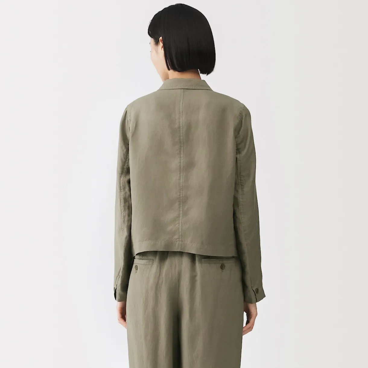 Veste courte en lin et lyocell pour femme