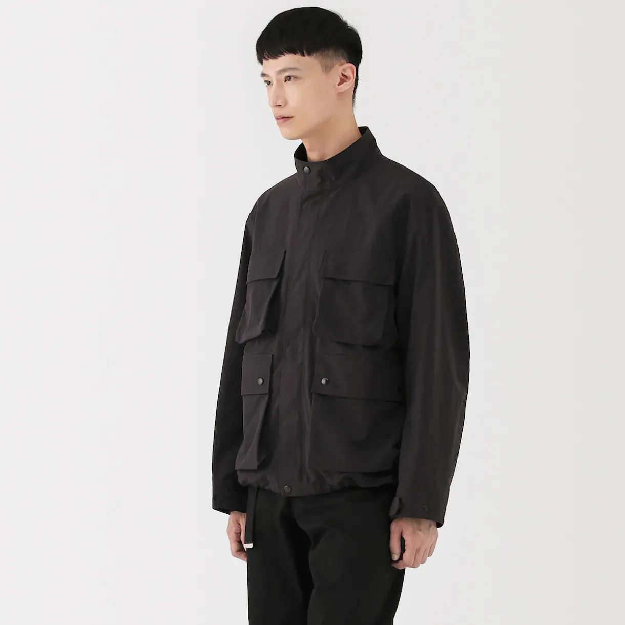 Veste utilitaire déperlante en nylon recyclé pour homme