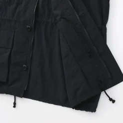 Veste utilitaire en nylon à la teinture naturelle pour femme